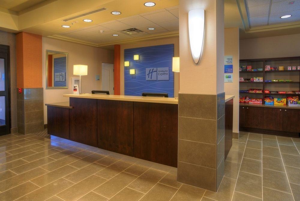 Express & - North - Scottsdale By Ihg Hotel