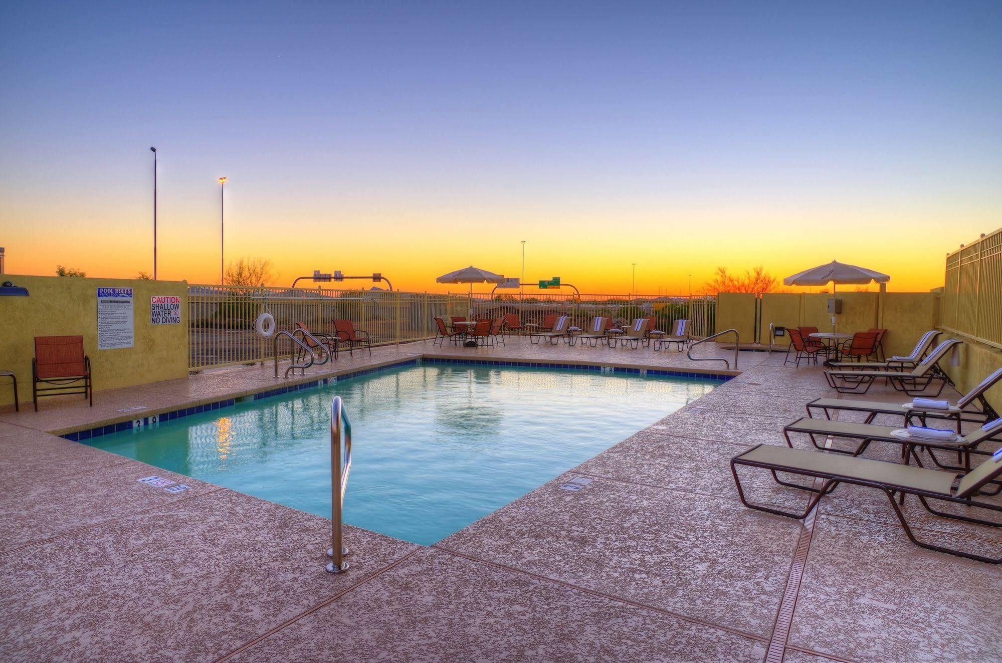 Hotel Express & - North - Scottsdale By Ihg Phoenix